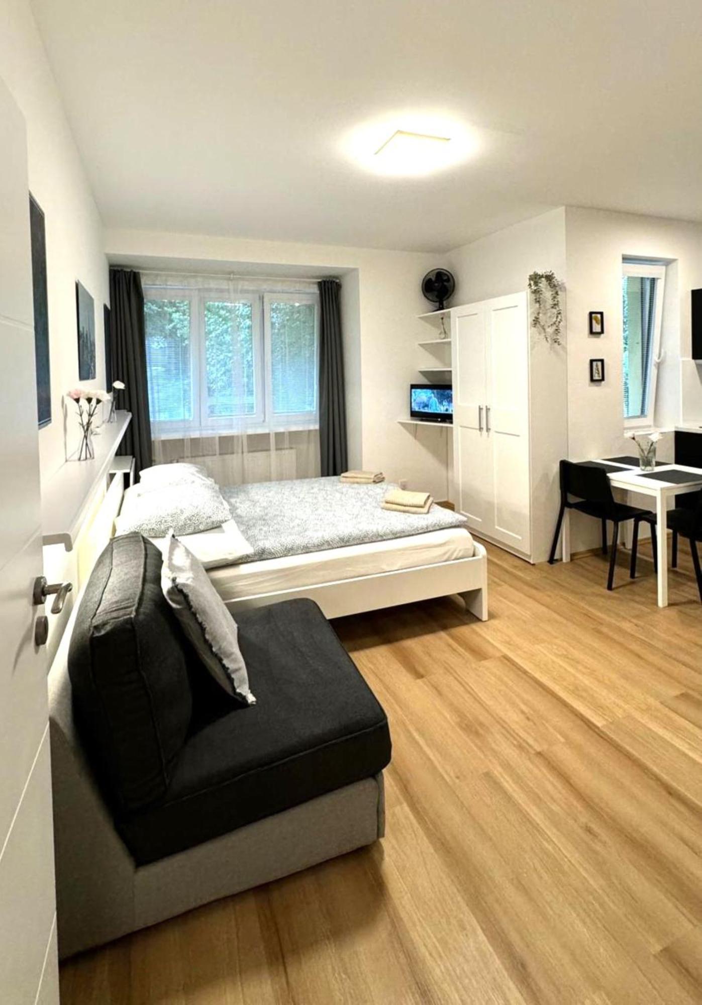 Hillside Studios Praha Eksteriør bilde